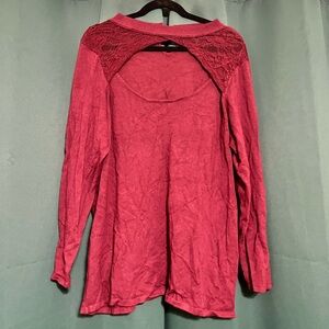 🌹 Torrid Burgundy Lace Back Top – Size 3 🌹